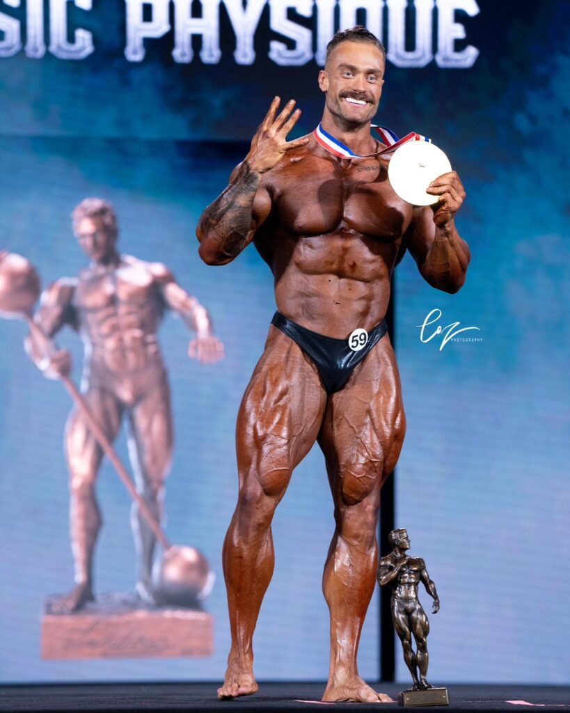 mr olympia classic physique 2023 winner